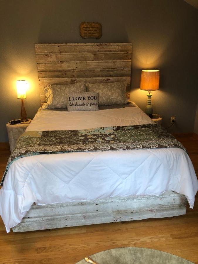 Bed And Breakfast Suite At The Wooded Retreat Pine City Eksteriør billede