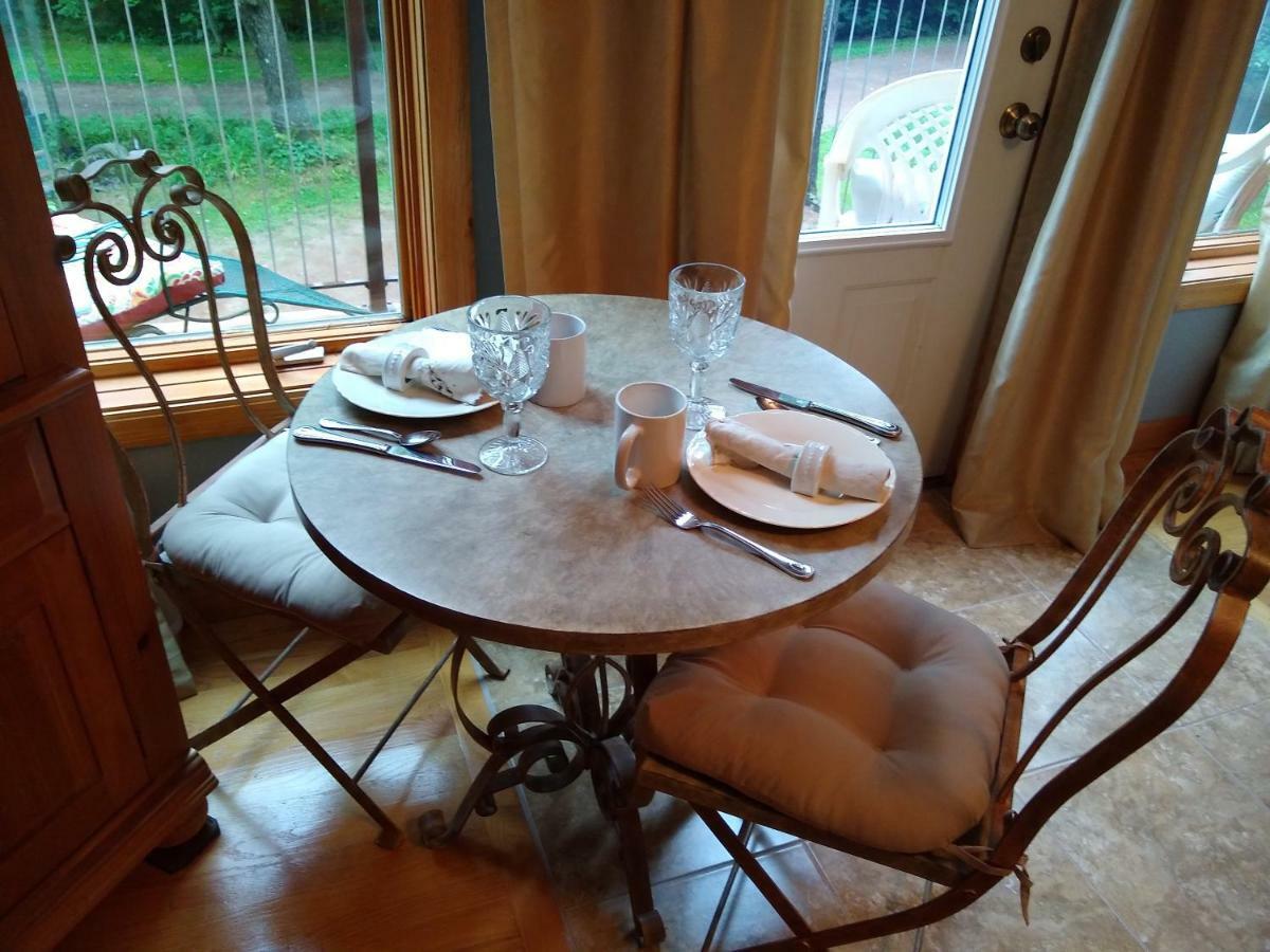 Bed And Breakfast Suite At The Wooded Retreat Pine City Eksteriør billede